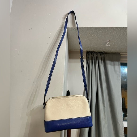 Small Kate Spade Purse - Picture 4 of 10